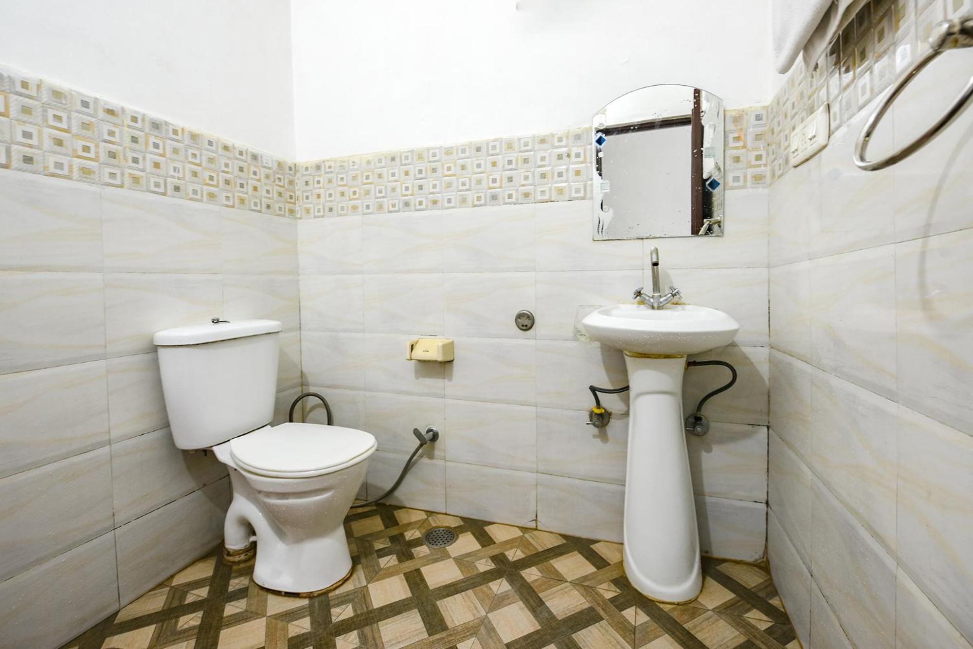 Hotel Fabexpress Diamond Sec 45 Chandīgarh Exteriér fotografie