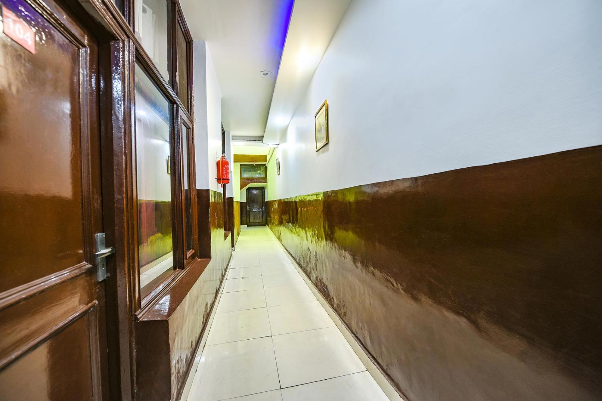 Hotel Fabexpress Diamond Sec 45 Chandīgarh Exteriér fotografie